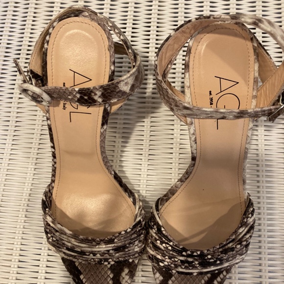 ATTILIO GIUSTI LEOMBRUNI (AGL) D'ORSAY ANKLE STRAP SANDAL - Picture 13 of 15